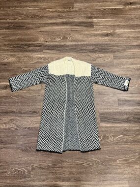 NWT Dex Fuzzy Black White Chevron Open Cardigan XS Boho Cozy
